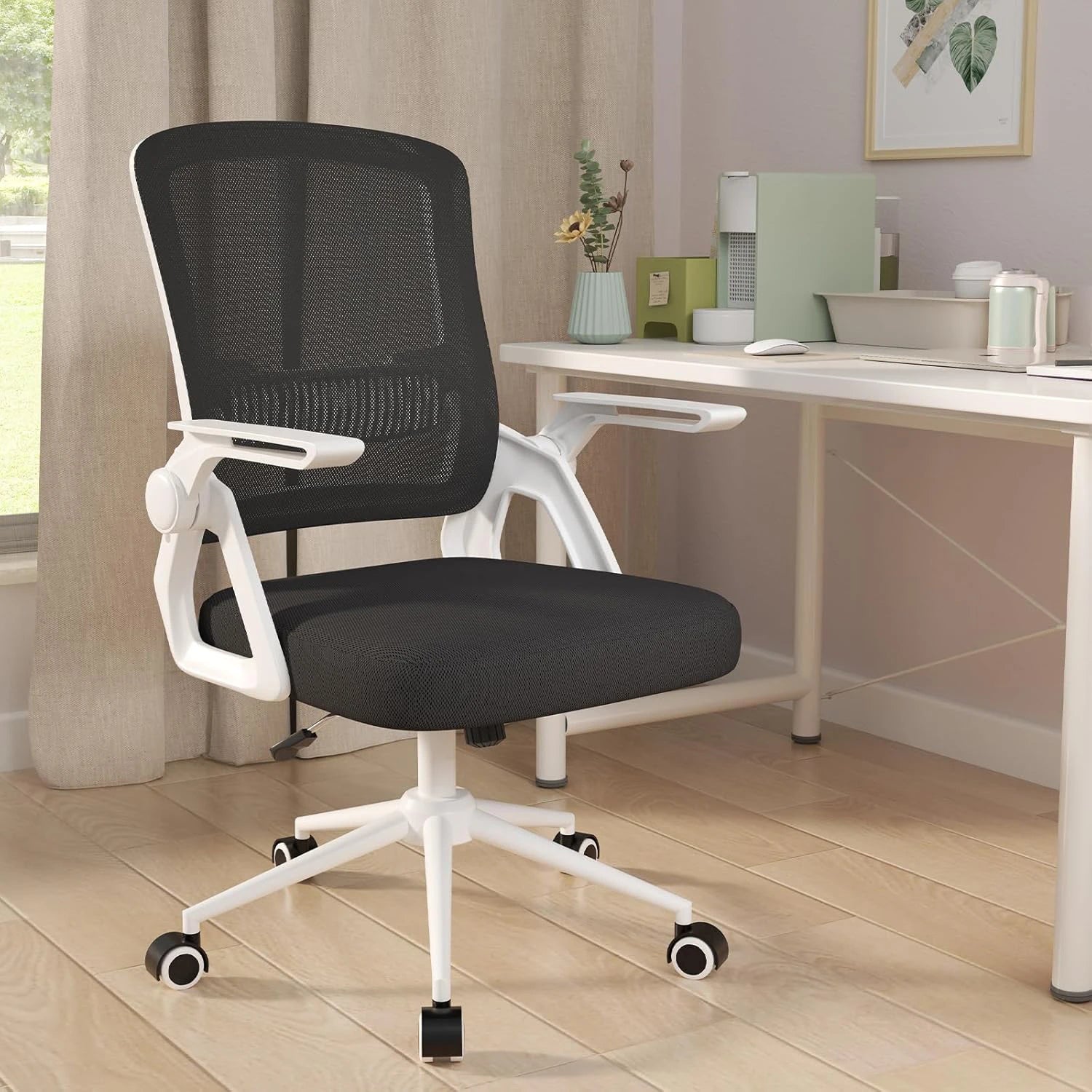 Chaise de bureau rose ergonomique avec accoudoirs relevables - Noir blanc Chaise de bureau