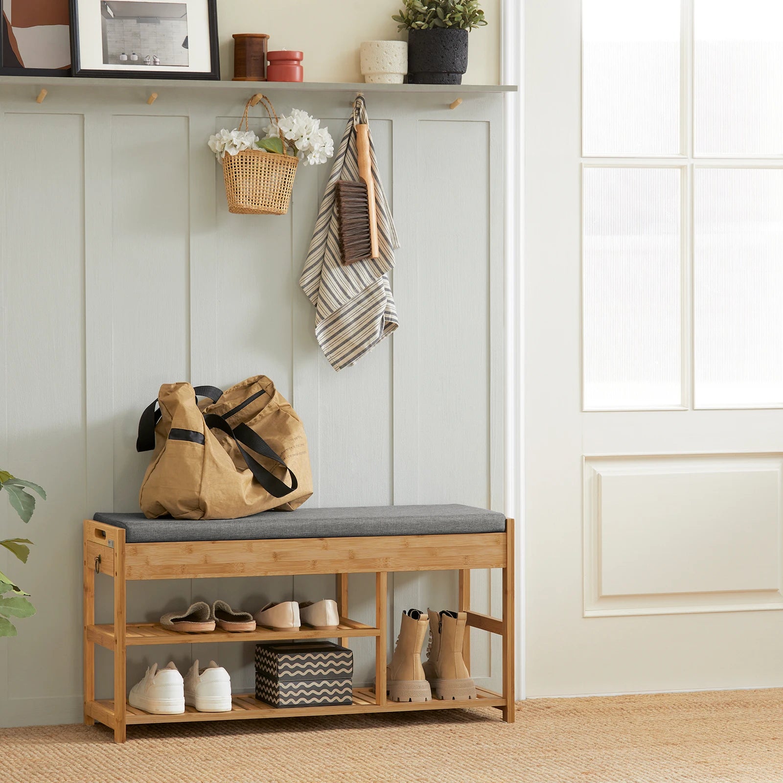 Meuble à chaussure avec assise en bois de bambou -