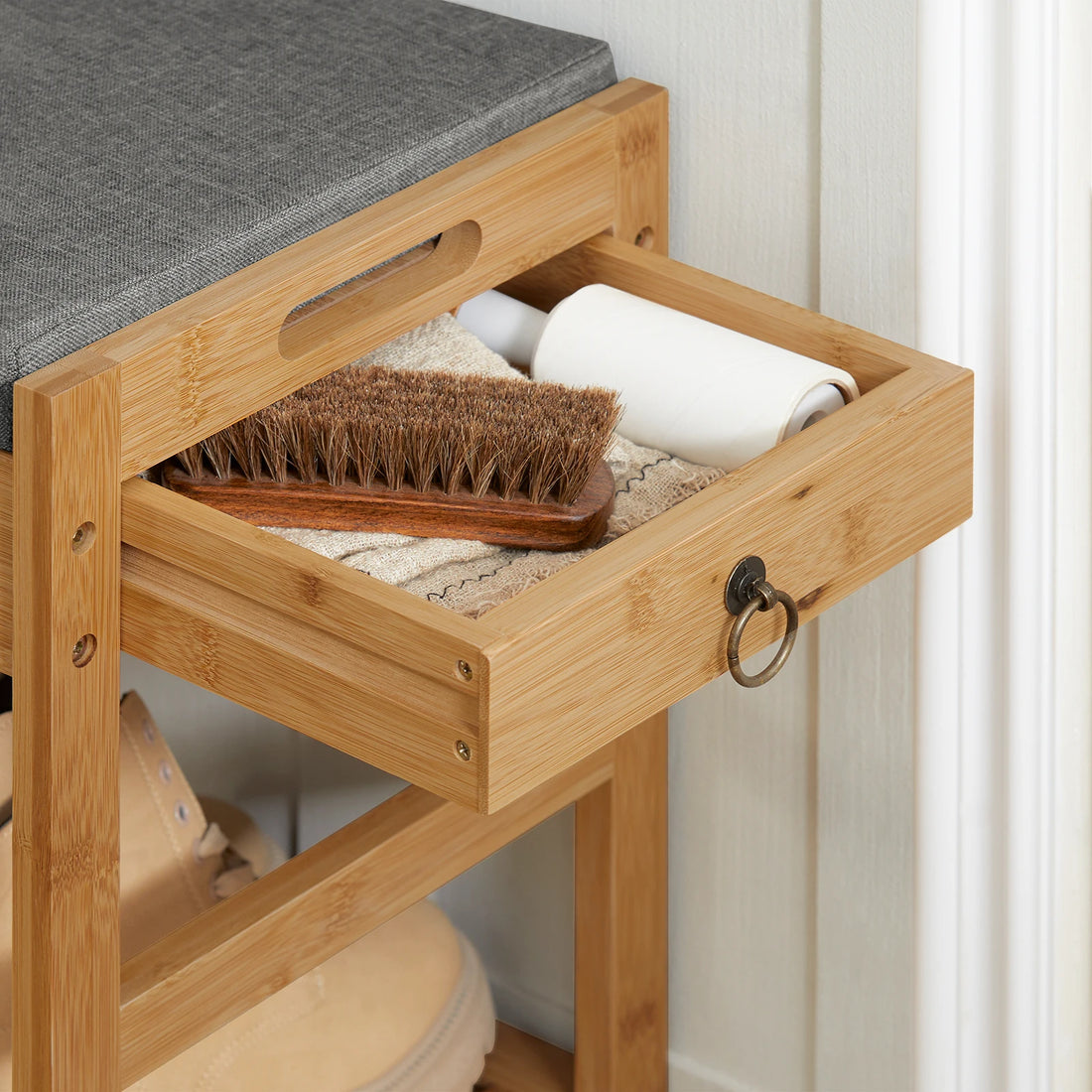 Meuble à chaussure avec assise en bois de bambou -