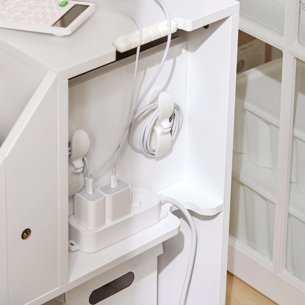 Table de chevet scandinave blanche -