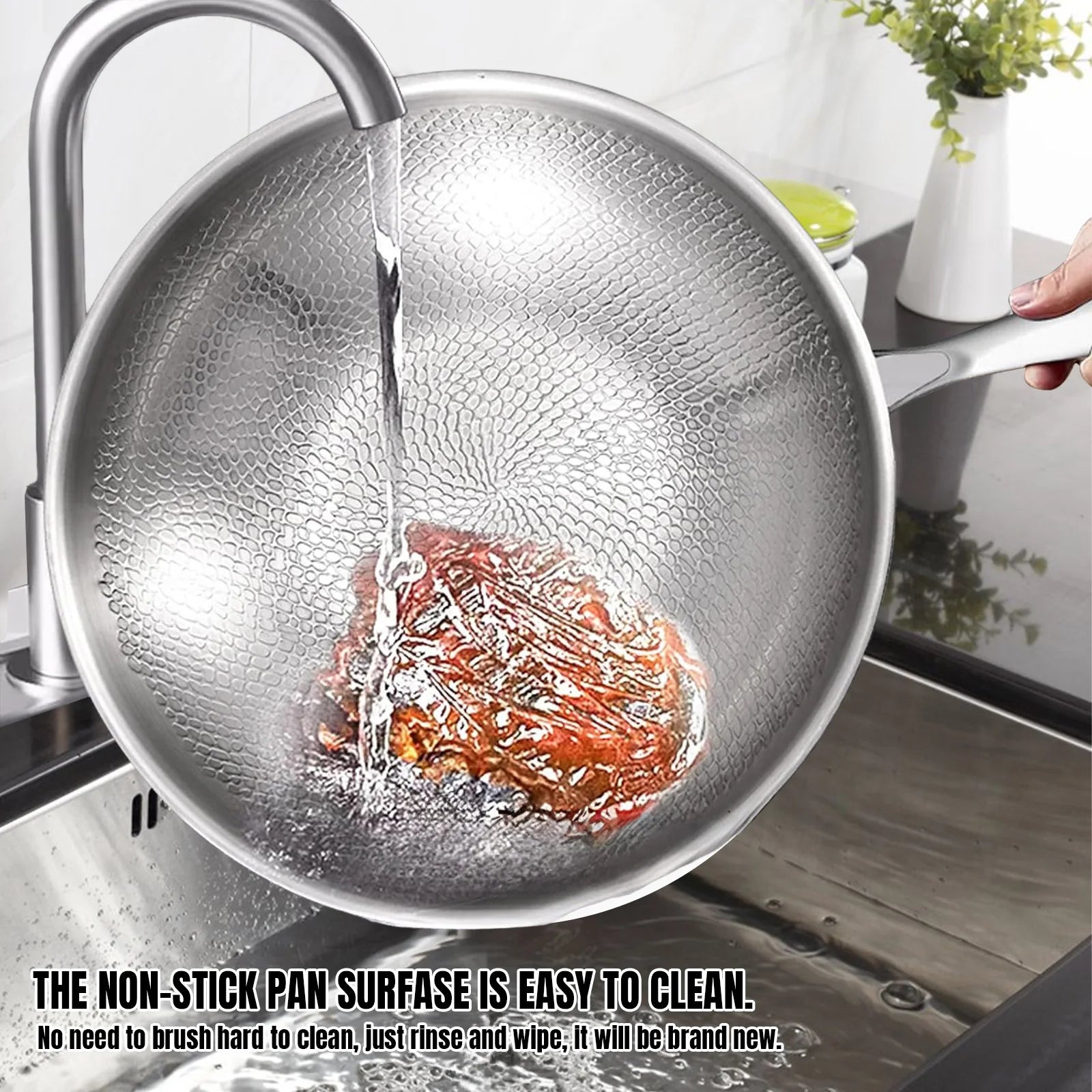 Poêle inox pour induction et cuisine tradition comme gastronomique -