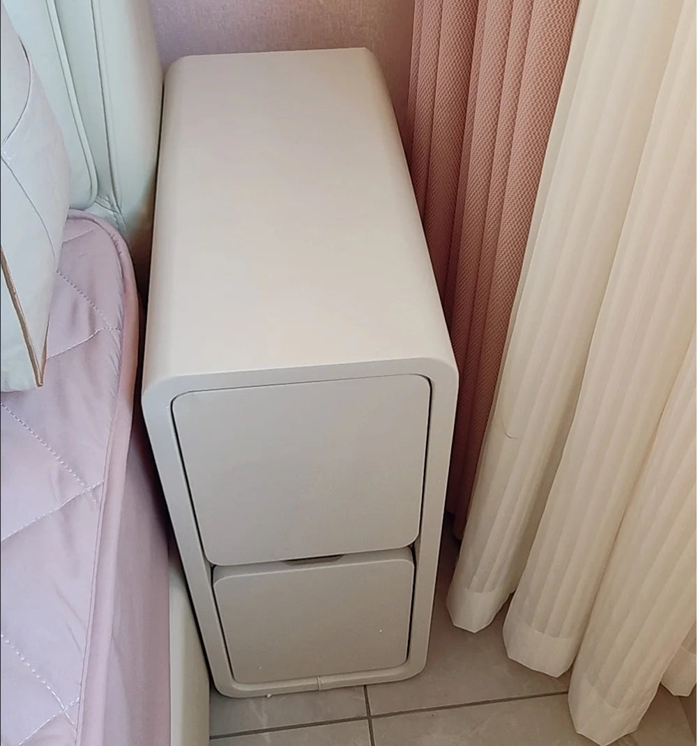 Petit table de chevet en bois minimaliste -