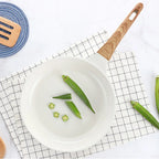 Poêle céramique à frire avec poignée magnifique et solide -