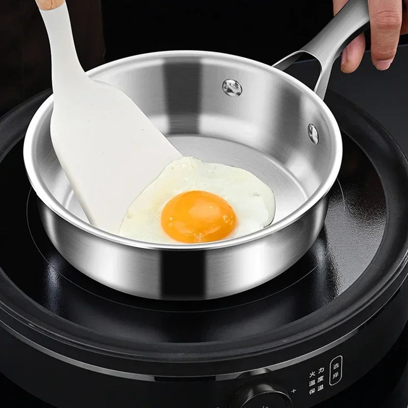 Poêle inox de petite taille de qualité -