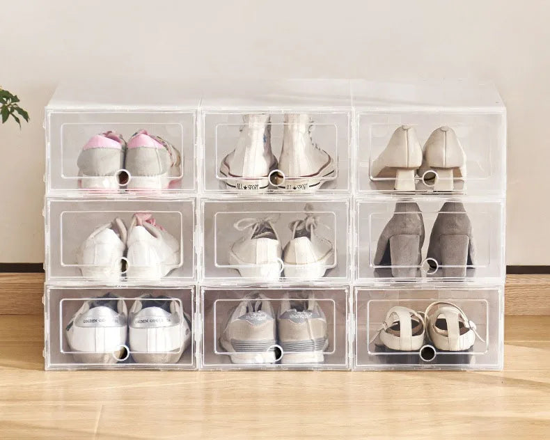 Meuble à chaussure de style boite en plastique transparente -