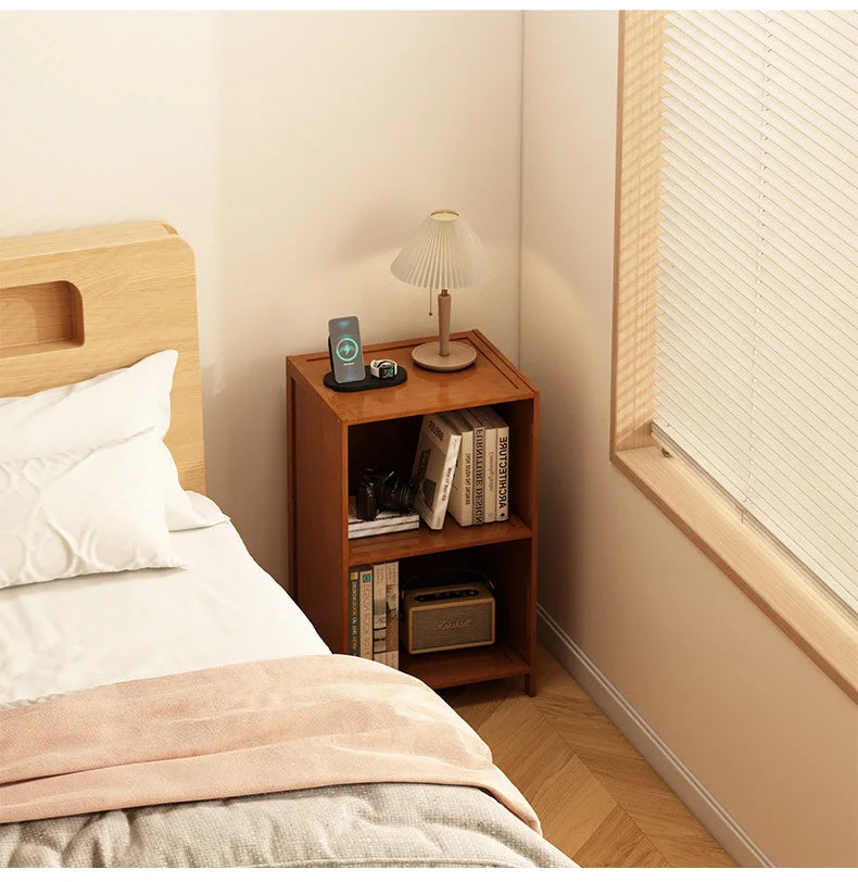 Table de nuit chambre classique - 1 pièce -