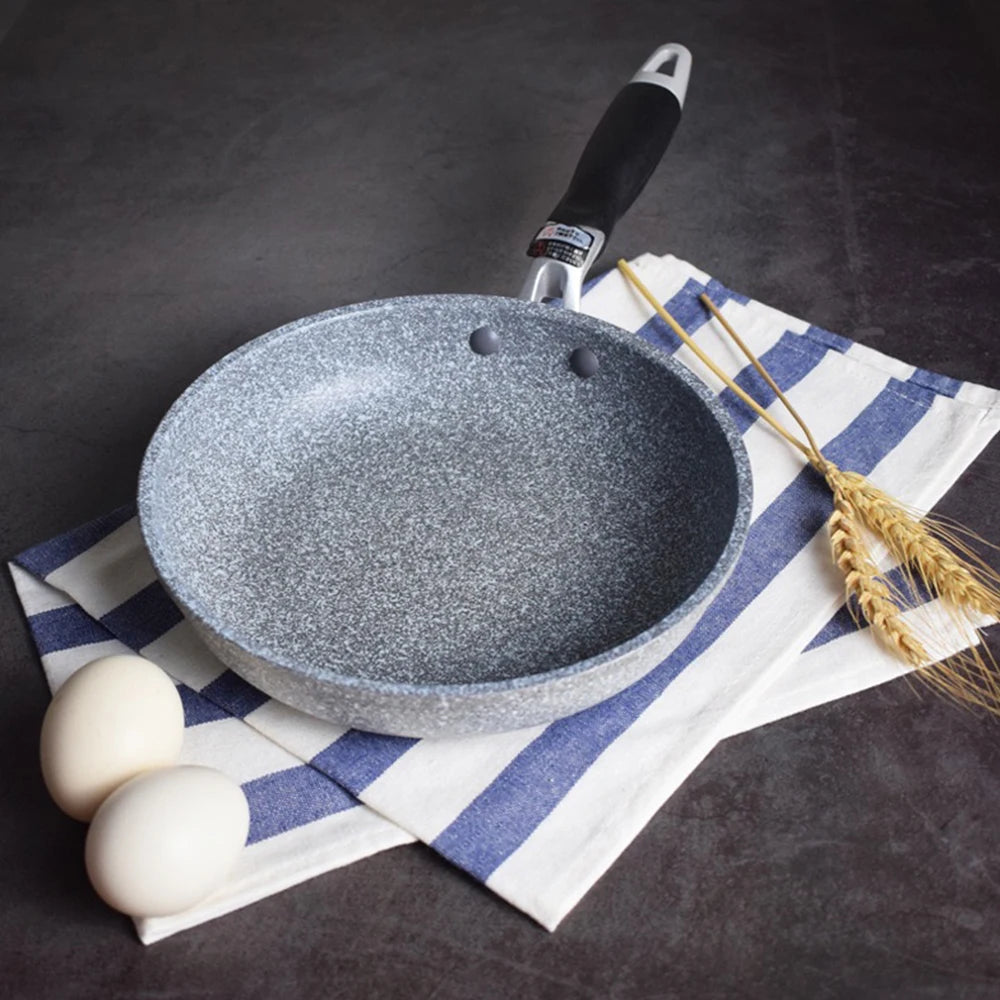 Poêle céramique de 28cm Durable flexible et pratique -