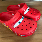 Crocs cars 95 McQueen avec jibbitz et fourrure interne -