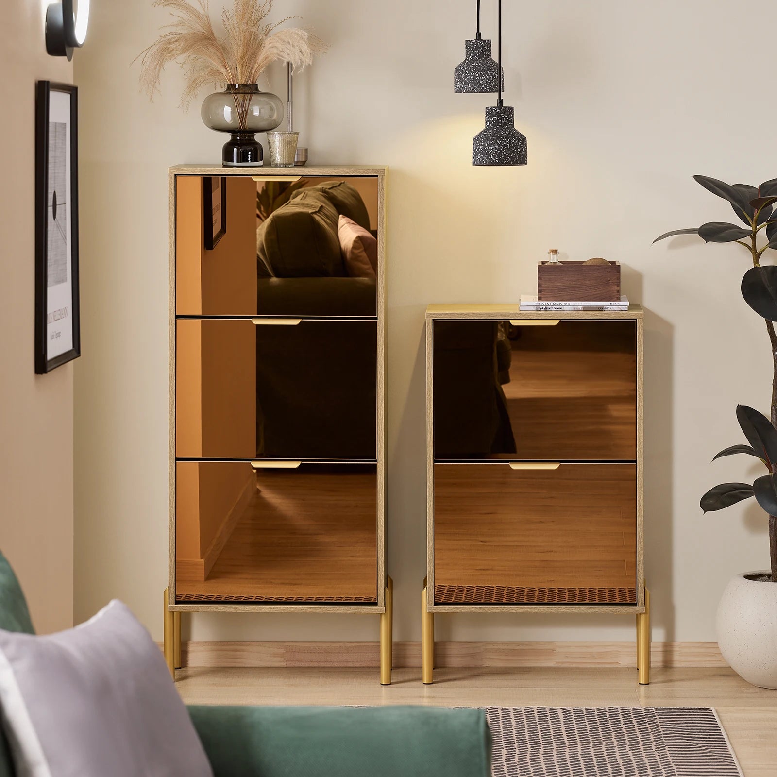 Meuble chaussure doré à 3 rabats -