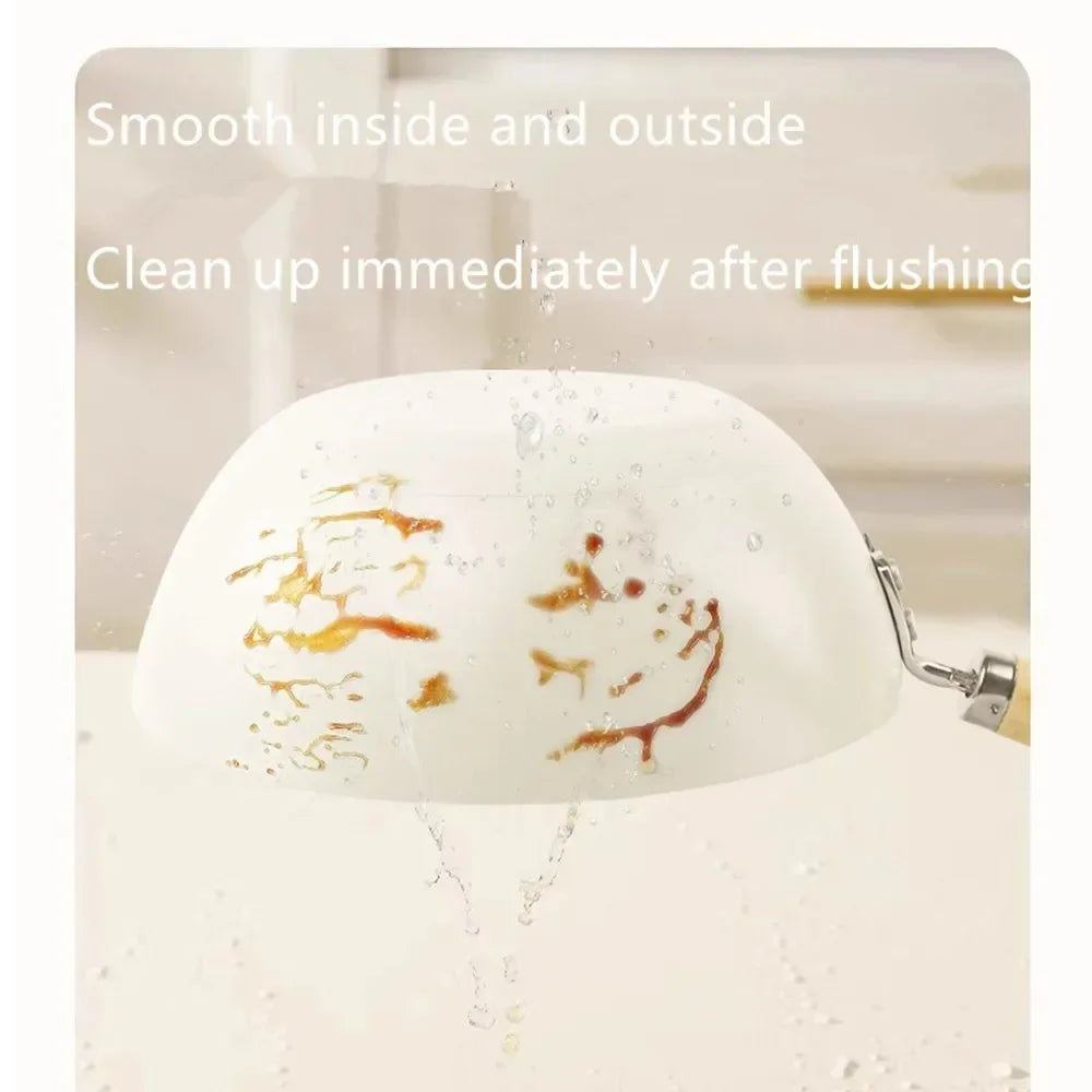 Poêle céramique bois au niveau du poignée -