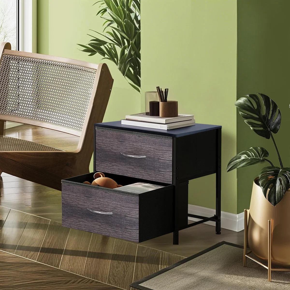 Table de nuit avec structure robuste et 2 tiroirs -