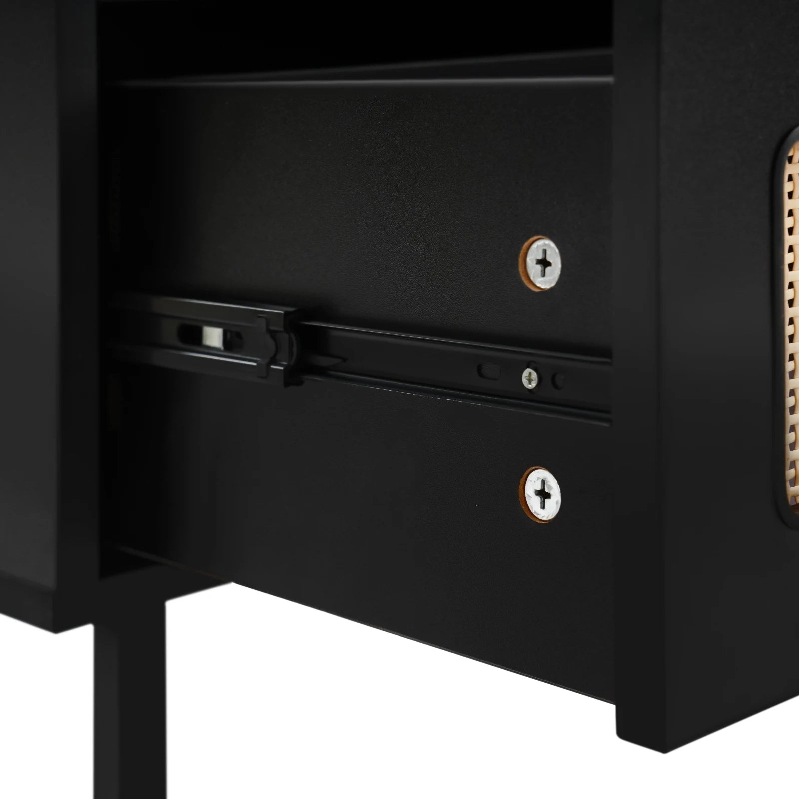 Table de nuit rotin robuste -