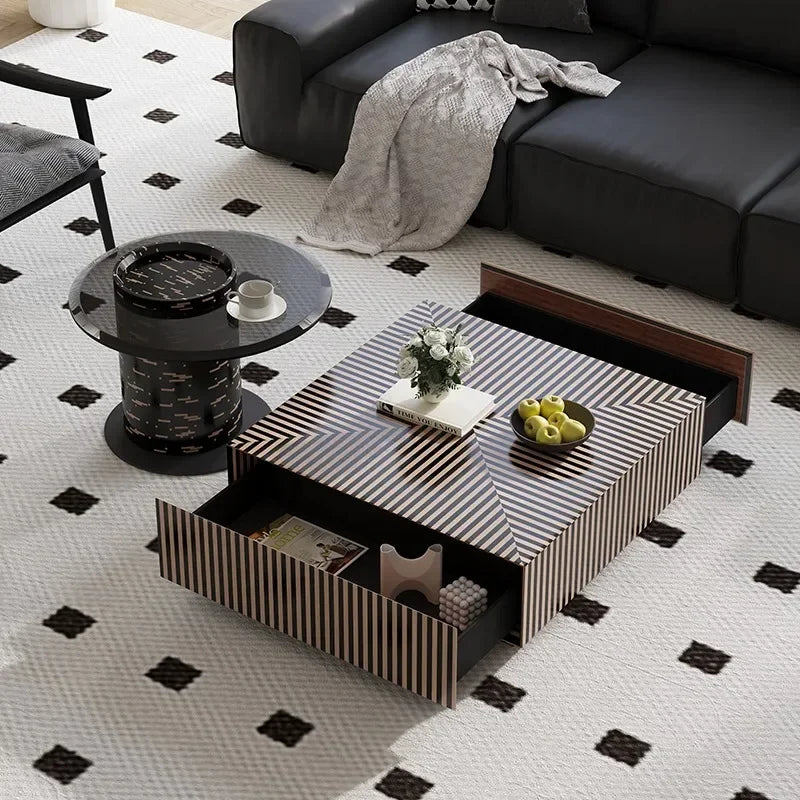 Table basse bois carré avec rayure en déco -