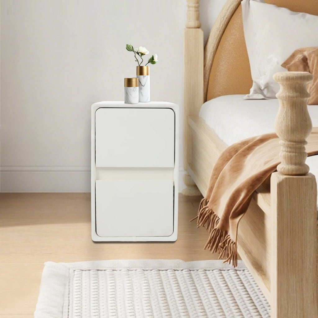 Table de nuit étroite et résistante à l'usure avec 3 tiroirs -