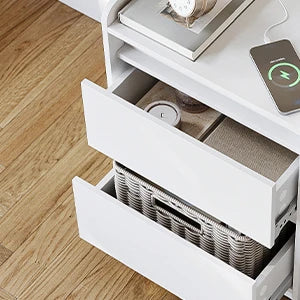 Table de nuit d'appoint élégant avec multiprise -