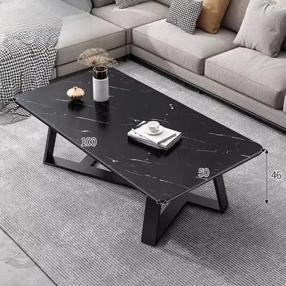 Table basse basse et épurée pour salon -