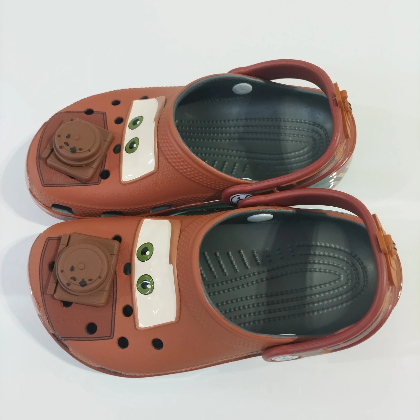 crocs cars camionnette marron pour homme et femme tendance -