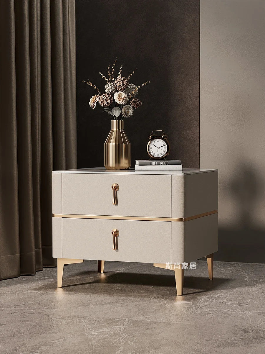 Table de nuit unique au design de luxe - 45x40x50cm