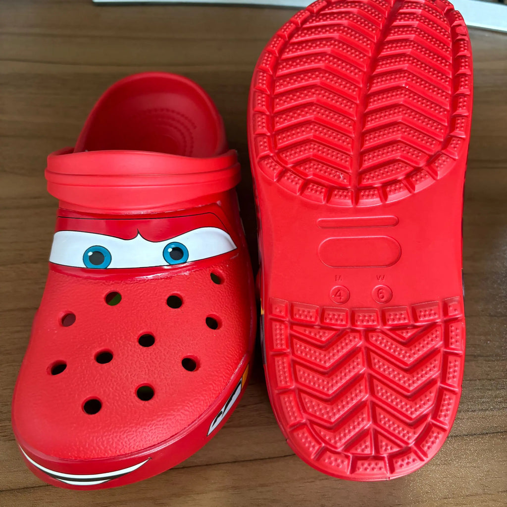 Crocs cars 95 McQueen avec jibbitz et fourrure interne -