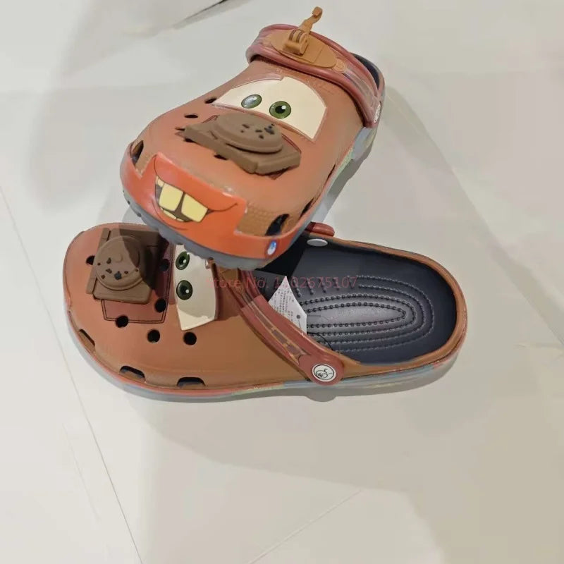 crocs cars camionnette marron pour homme et femme tendance -
