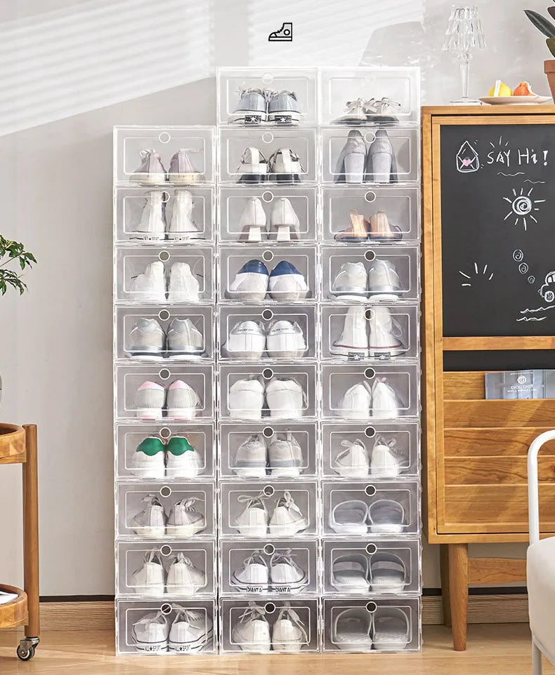 Meuble à chaussure de style boite en plastique transparente -