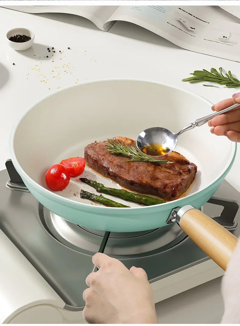 Poêle céramique à fond plat -