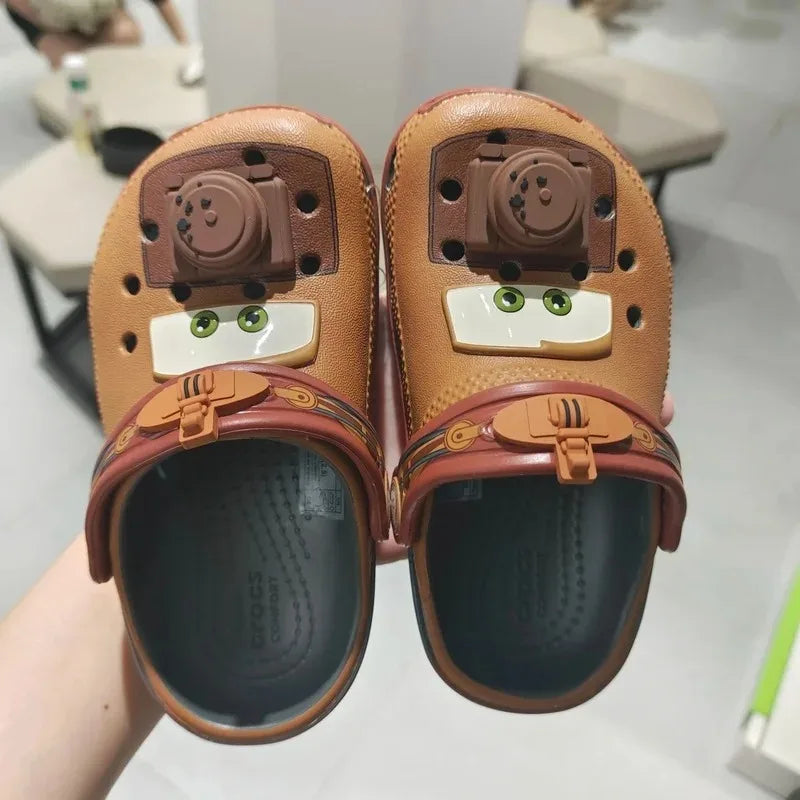 Crocs cars enfants & adulte camionnette marron de film Disney -