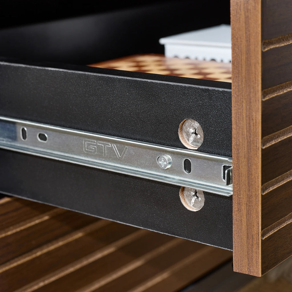 petite table de nuit carrée en bois -