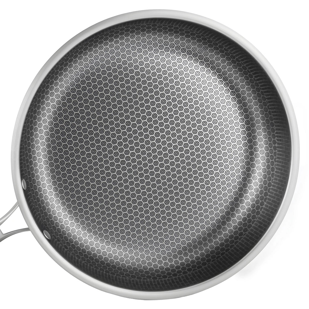 Poêle inox induction en rayure en nid d'abeille 28/32cm -