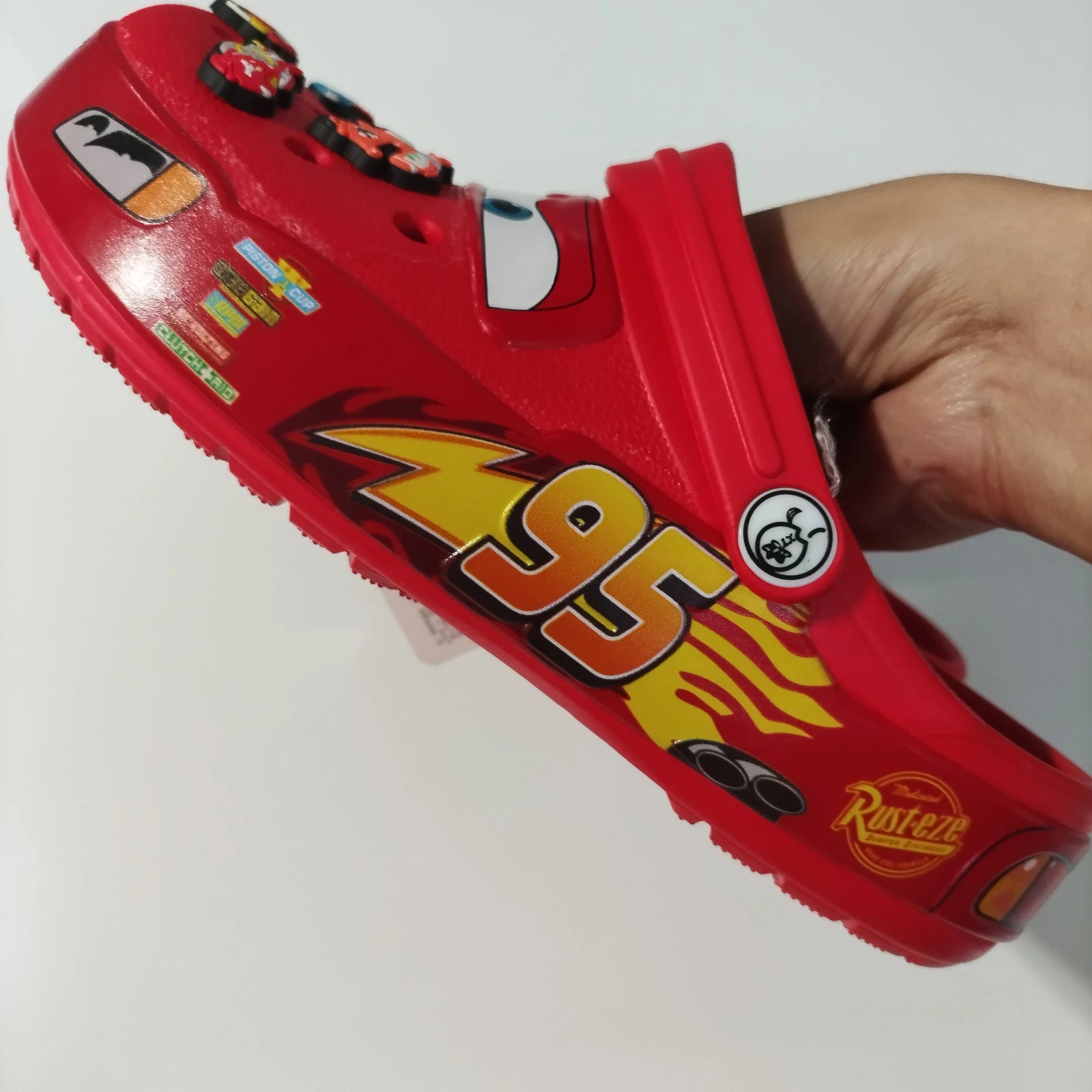 Crocs cars 95 McQueen avec jibbitz et fourrure interne - vente privée 14:29D;977:200007027M8