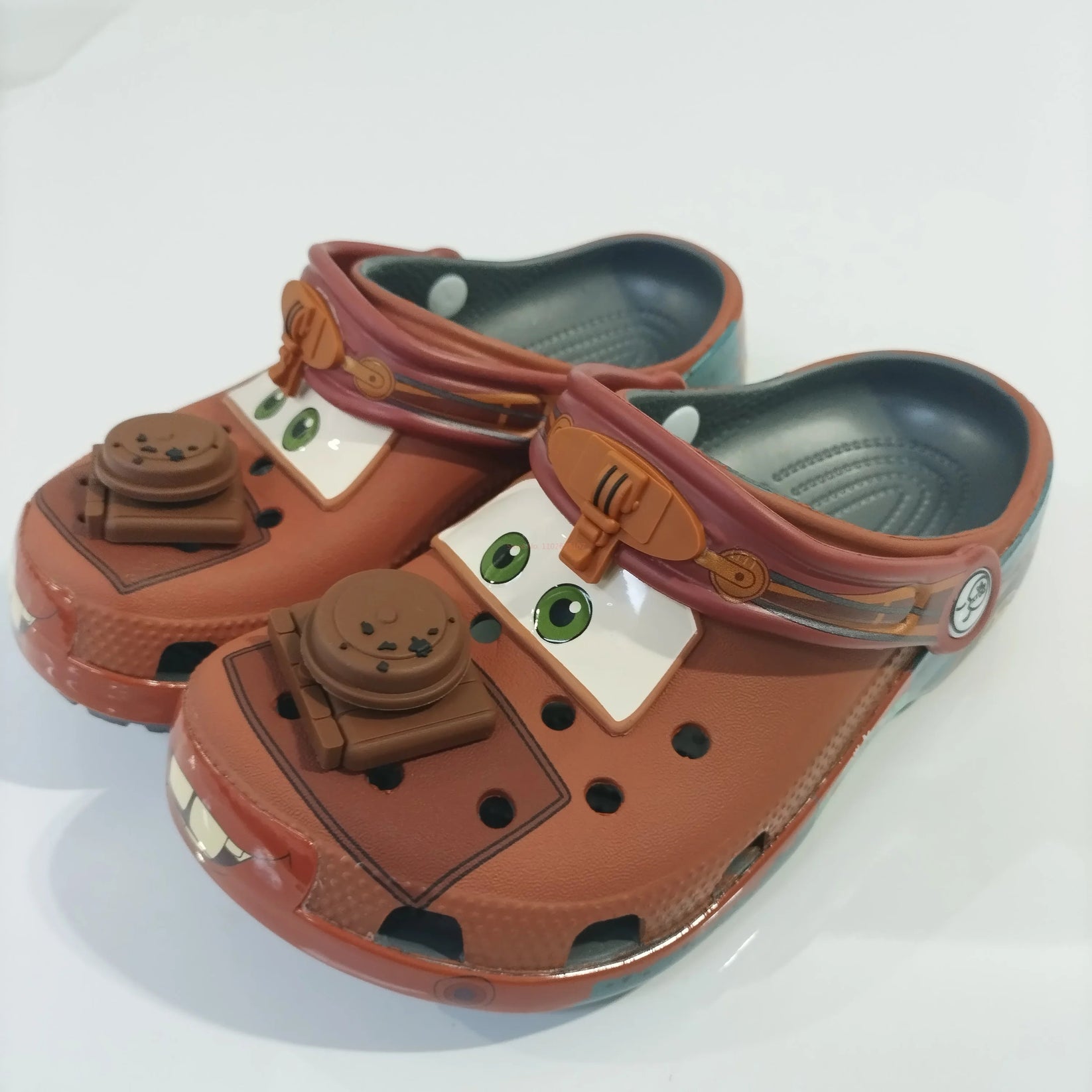 crocs cars camionnette marron pour homme et femme tendance - vente privée 14:193Adult;977:200004183M9 42 43 size
