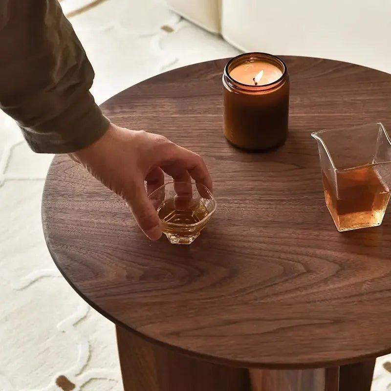 Table basse bois ronde à pied de design original - vente privée 14:200004889Walnut 50X50X50CM