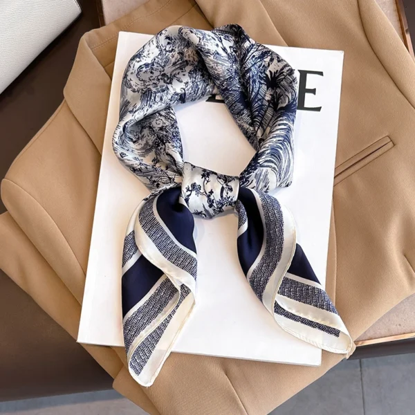 Foulard Carré Élégant en Satin Effet Soie - 70x70 cm