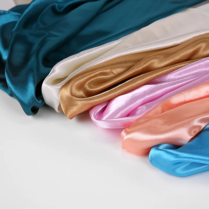 Foulard Carré en Soie pour Femme 90x90 cm - Élégance Unie et Polyvalente image 4