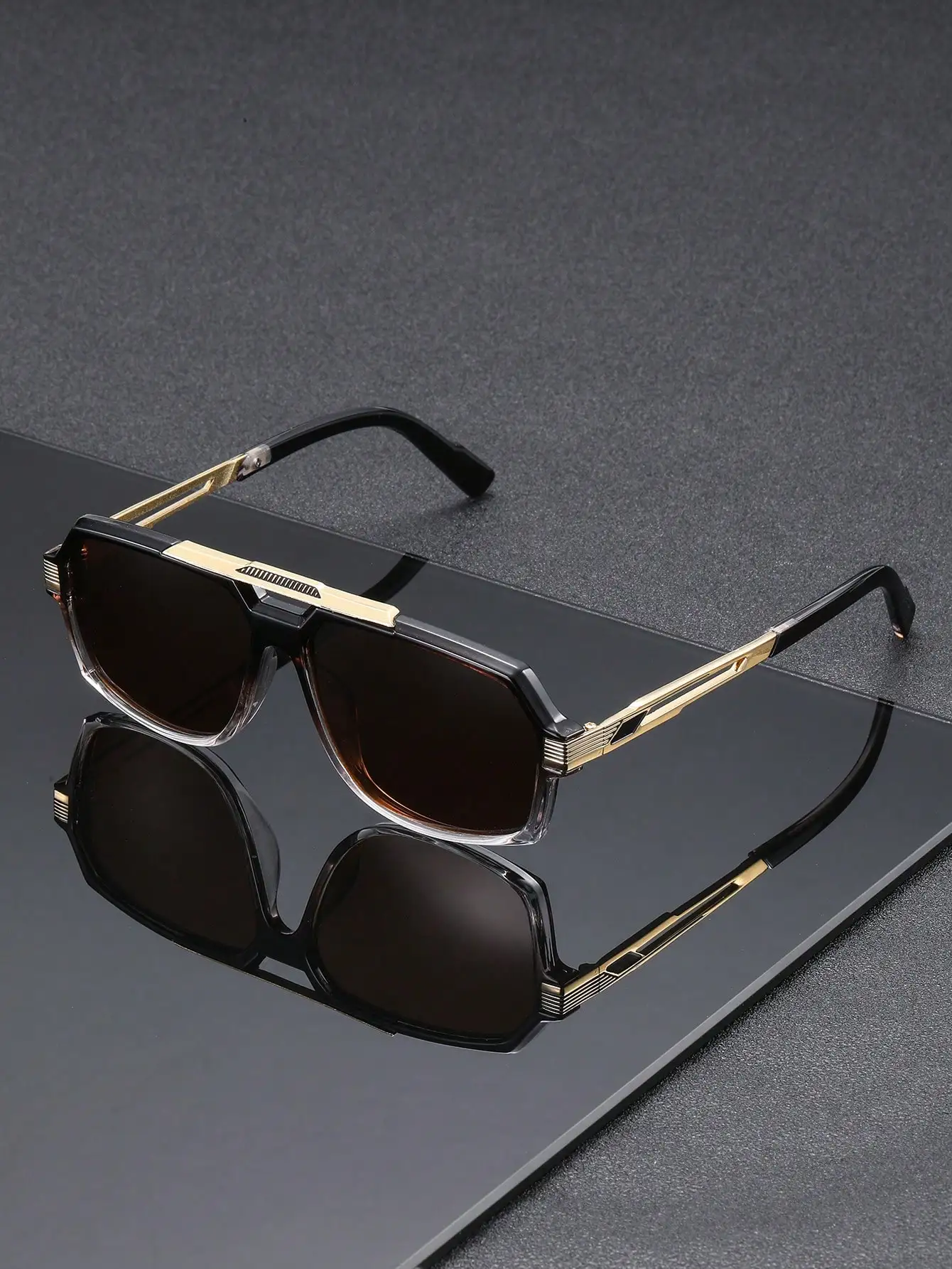 Lunettes de soleil pilote classiques pour hommes - Monture transparente grise image 5