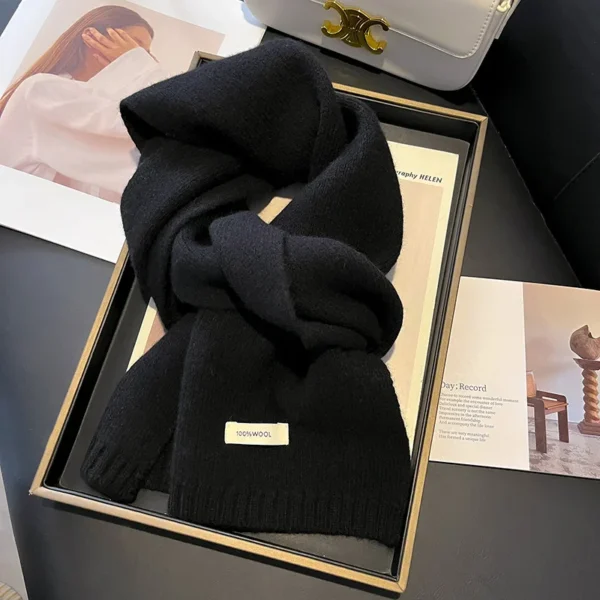 Écharpe d'Hiver en Laine Pure et Douce pour Femme vue 2