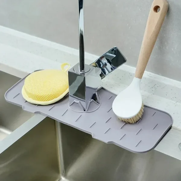 Tapis Protecteur en Silicone pour Robinet d'Évier vue 2