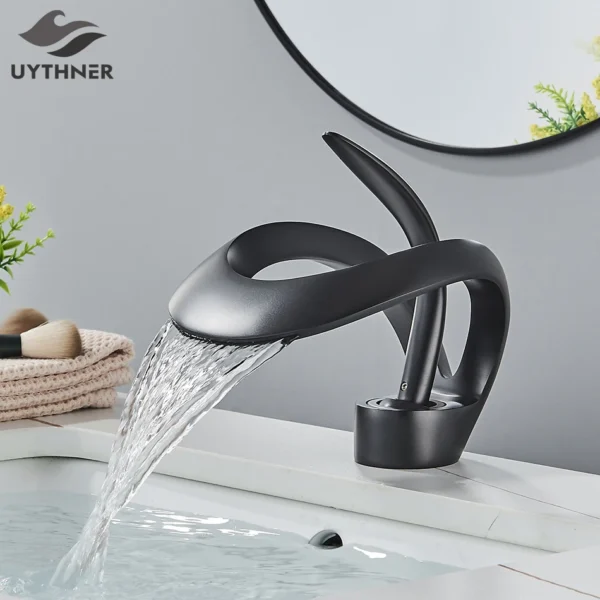 Mitigeur de lavabo cascade de luxe Uythner - Robinet monocommande pour vasque