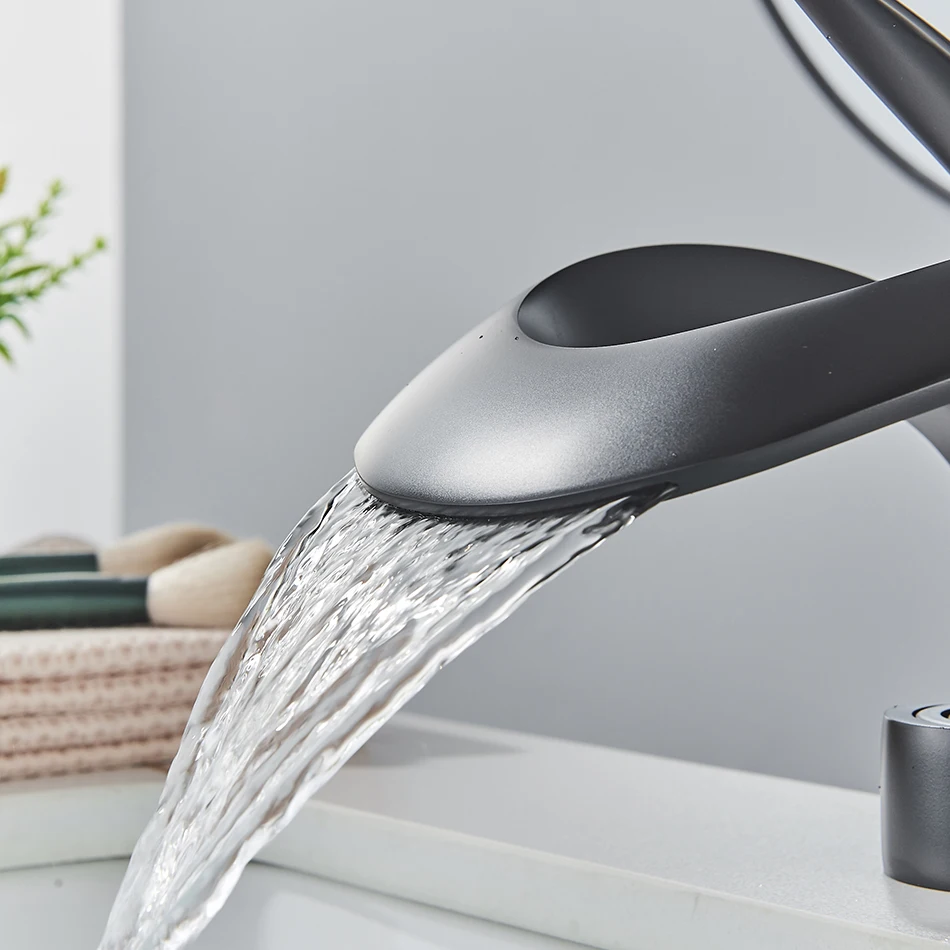 Mitigeur de lavabo cascade de luxe Uythner - Robinet monocommande pour vasque image 3